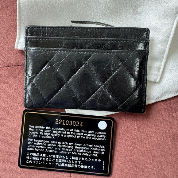 Chanel So Black 2.55 Quilted Distressed Patent Leather Card Holder Wallet - Picture 2 of 2